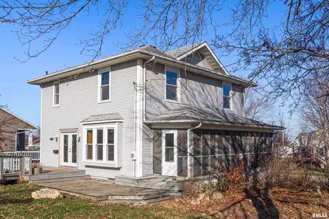 111 N Jefferson St, Mechanicsville, IA 52306