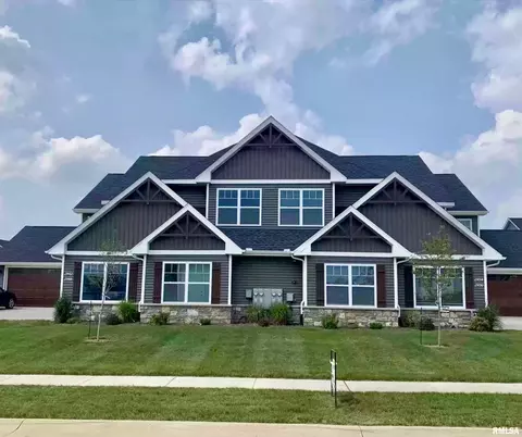 2961 Shane Way, Bettendorf, IA 52722