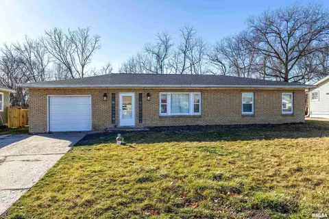 3823 15th Street B, Moline, IL 61265