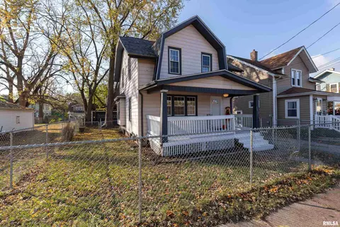 1616 25th Ave, Moline, IL 61265