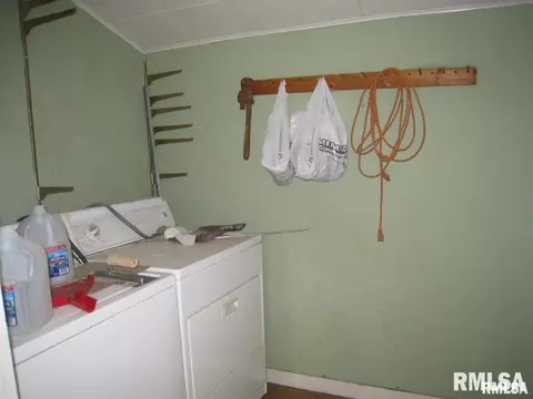 336 E Ogden Ave, Geneseo, IL 61254 photo 14