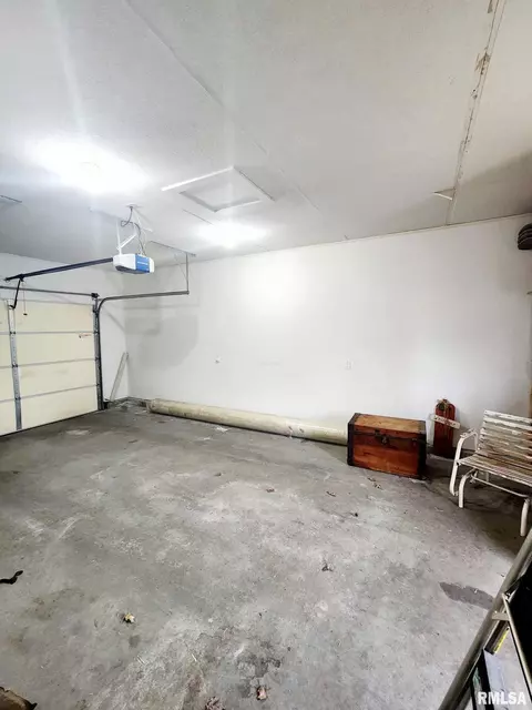 607 N St, Augusta, IL 62311 photo 17