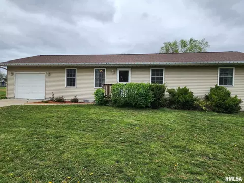 607 N St, Augusta, IL 62311 photo 18