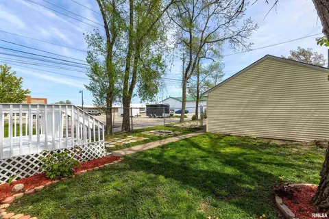 117 12th St, Silvis, IL 61282 photo 21