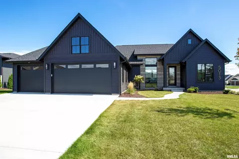 5013 Pinecreek Ln, Bettendorf, IA 52722
