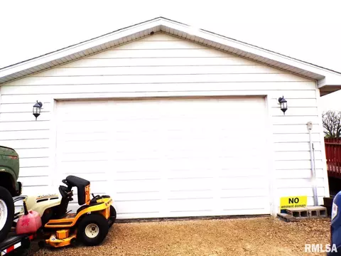 517 E 7th St, Tipton, IA 52772 photo 20
