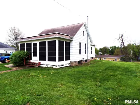 517 E 7th St, Tipton, IA 52772 photo 14