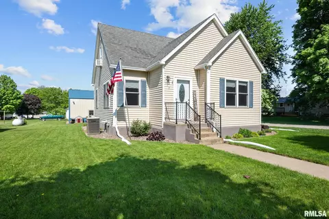 505 Mckinley Ave, Lowden, IA 52255