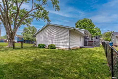 701 S 5th St, Eldridge, IA 52748 photo 22