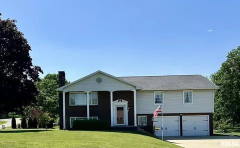 147 E Street S, Kewanee, IL 61443