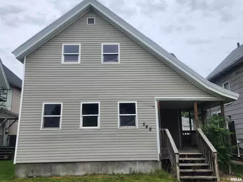 548 7th Ave S, Clinton, IA 52732