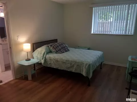 1814 53rd St, Moline, IL 61265 photo 9