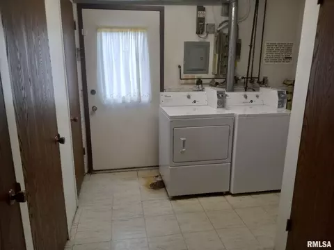 1814 53rd St, Moline, IL 61265 photo 12