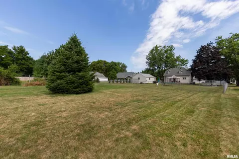 405 E Park St, Geneseo, IL 61254 photo 47