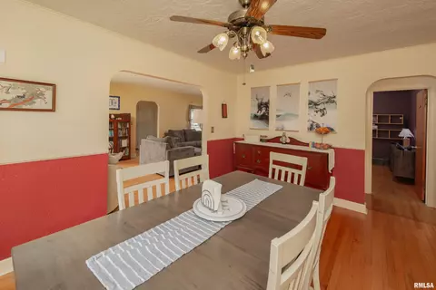 405 E Park St, Geneseo, IL 61254 photo 7