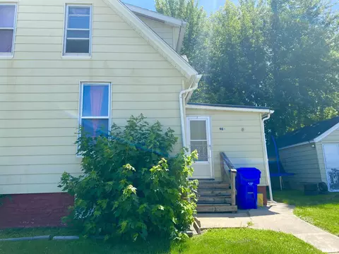 901 Pleasant View Ave, Kewanee, IL 61443 photo 2