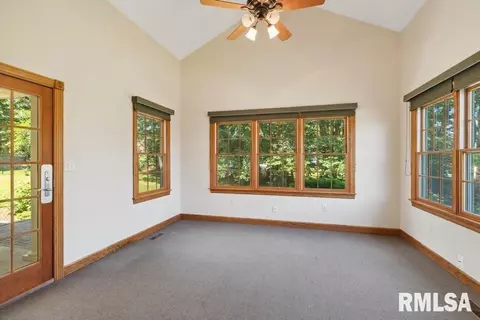 901 Valley View Dr, Fulton, IL 61252 photo 25