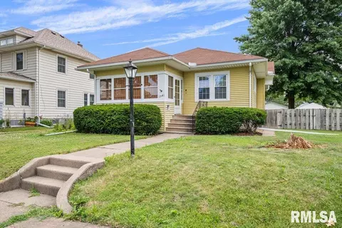 1541 43rd St, Rock Island, IL 61201