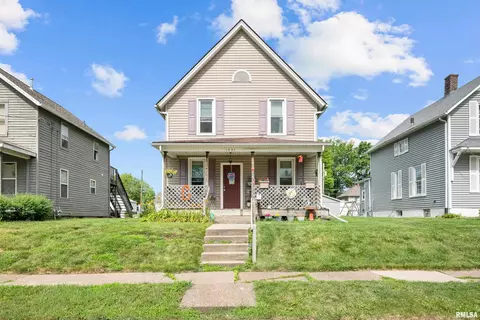 1837 12th St, Moline, IL 61265