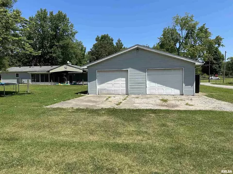 509 Berry St, Freeman Spur, IL 62841 photo 37