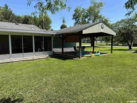 509 Berry St, Freeman Spur, IL 62841 photo 39