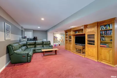 1400 30th St, Moline, IL 61265 photo 47