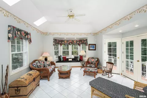 1400 30th St, Moline, IL 61265 photo 31