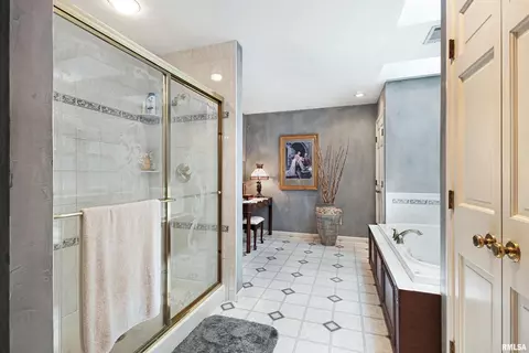 1400 30th St, Moline, IL 61265 photo 40