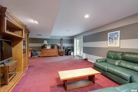 1400 30th St, Moline, IL 61265 photo 48