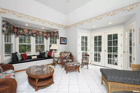 1400 30th St, Moline, IL 61265 photo 32