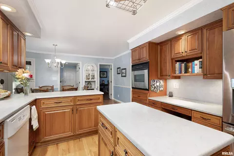 1400 30th St, Moline, IL 61265 photo 20