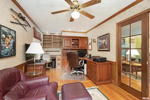 1400 30th St, Moline, IL 61265 photo 33