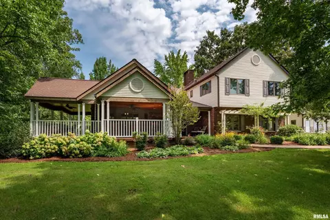 1571 Boskydell Rd, Carbondale, IL 62902