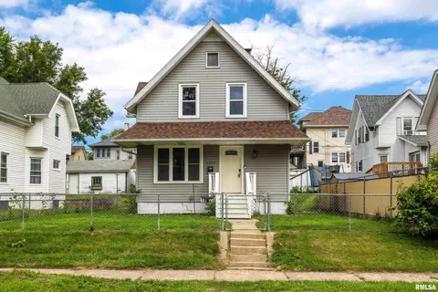 1823 18th Ave, Moline, IL 61265