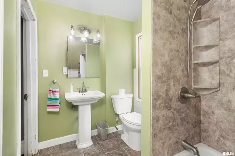1823 18th Ave, Moline, IL 61265 photo 20