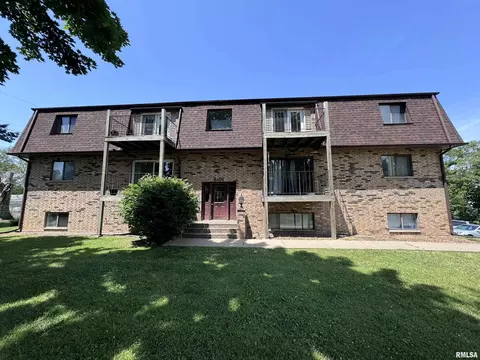 5101 25th Avenue Ct, Moline, IL 61265 photo 2