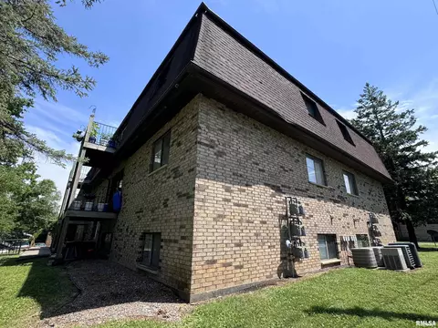 5101 25th Avenue Ct, Moline, IL 61265 photo 6