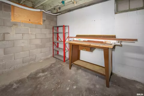 2950 11th Avenue A, Moline, IL 61265 photo 32