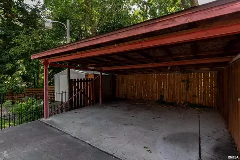2950 11th Avenue A, Moline, IL 61265 photo 9