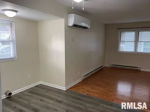 504 S 18th St, Herrin, IL 62948 photo 3