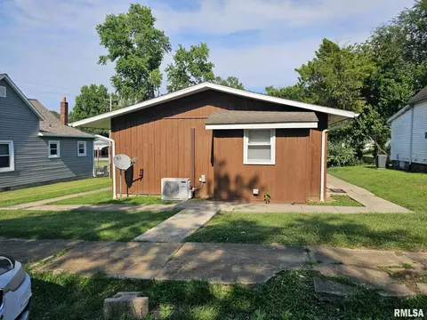 504 S 18th St, Herrin, IL 62948 photo 14