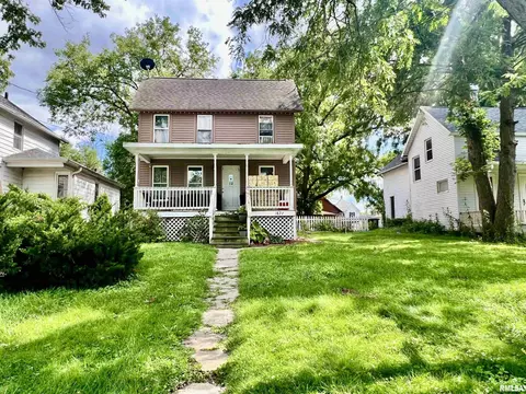 1822 14th Ave, Moline, IL 61265