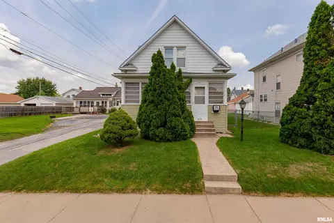 915 4th Ave, Silvis, IL 61282 photo 9
