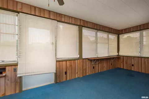915 4th Ave, Silvis, IL 61282 photo 24