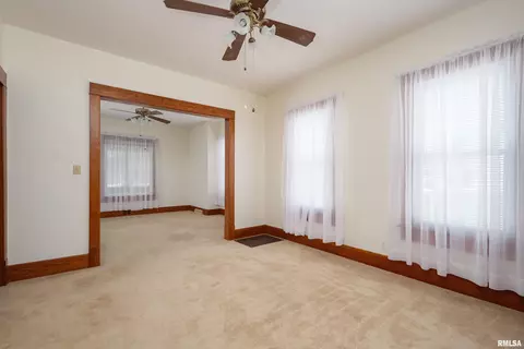 915 4th Ave, Silvis, IL 61282 photo 15