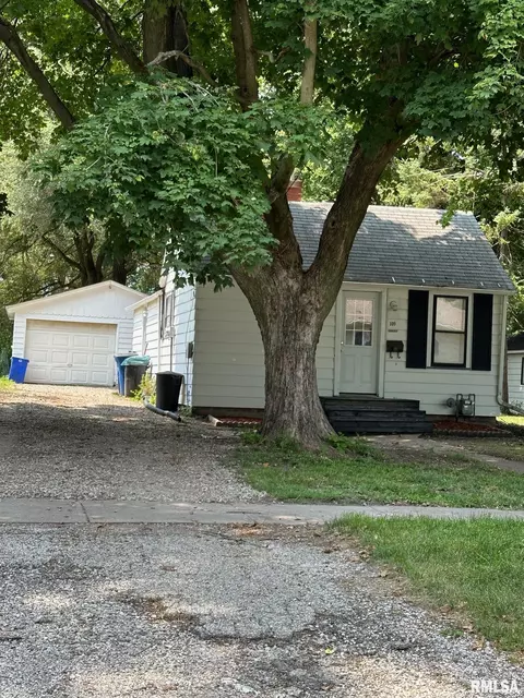 109 N Pleasant St, Cambridge, IL 61238