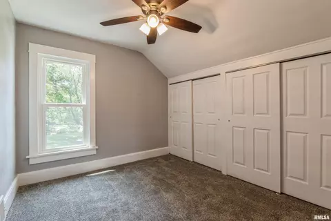 2408 16th Ave, Moline, IL 61265 photo 12