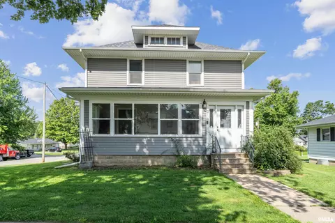 316 4th Ave, Clarence, IA 52216