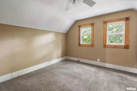 1752 28th Ave, Moline, IL 61265 photo 20