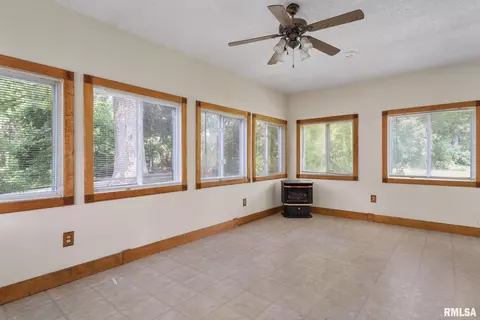 1752 28th Ave, Moline, IL 61265 photo 11